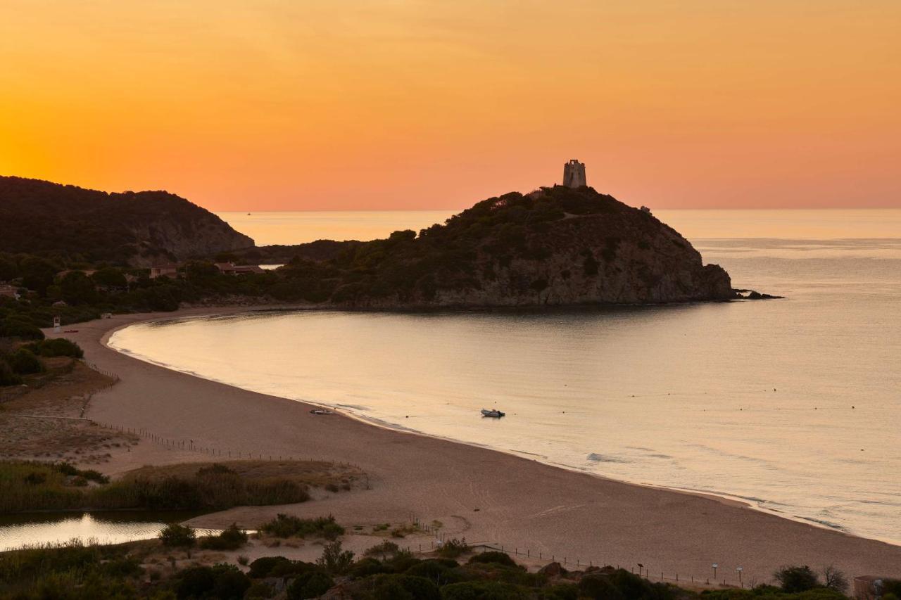 Conrad Chia Laguna Sardinia Exterior foto